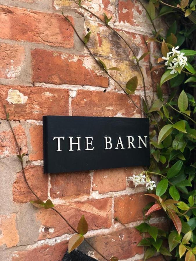 Luxury Barn With Hot Tub, Spa Treatments, Private Dining Little Budworth Eksteriør billede